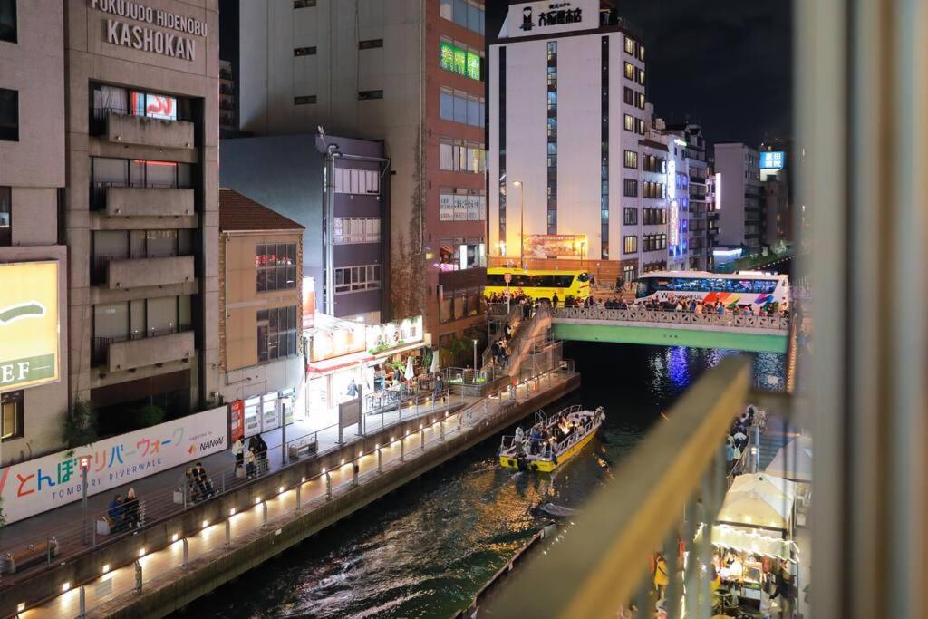 道頓堀民泊31＆Mini浮世絵美術館、道頓堀心斎橋真ん中、家族旅行、Family Trip Osaka Apartment Exterior photo